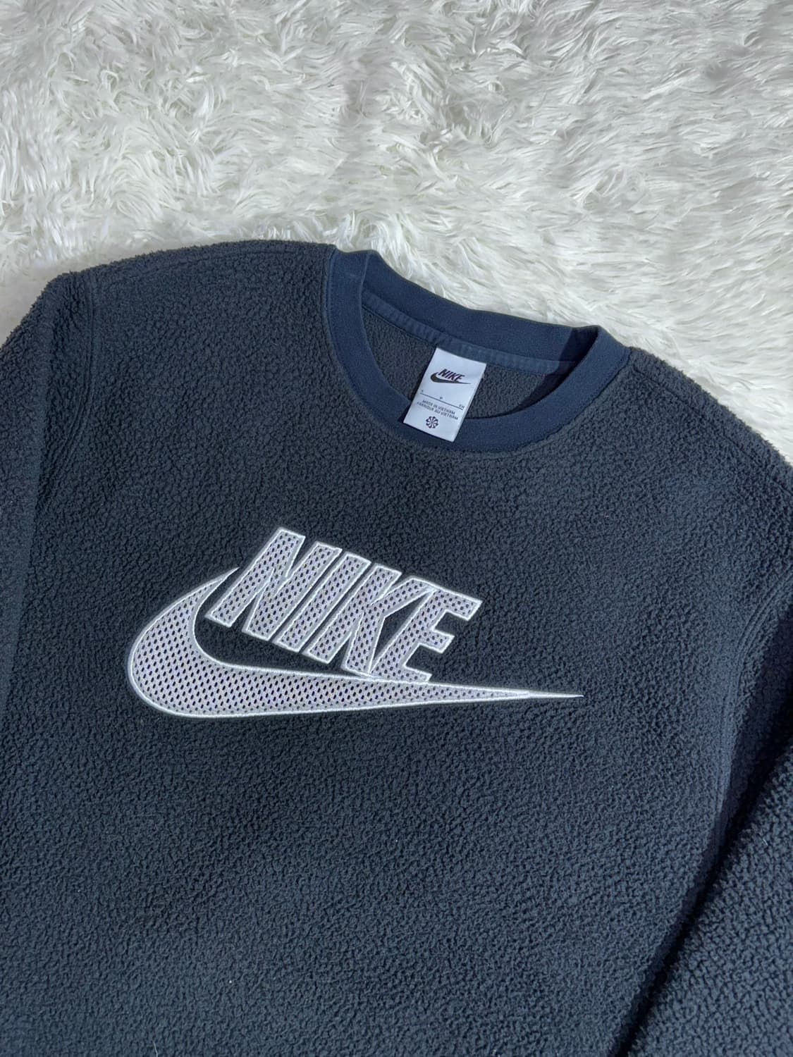 나이키 빅로고 블랙 오버핏 플리스 맨투맨  상품이미지4