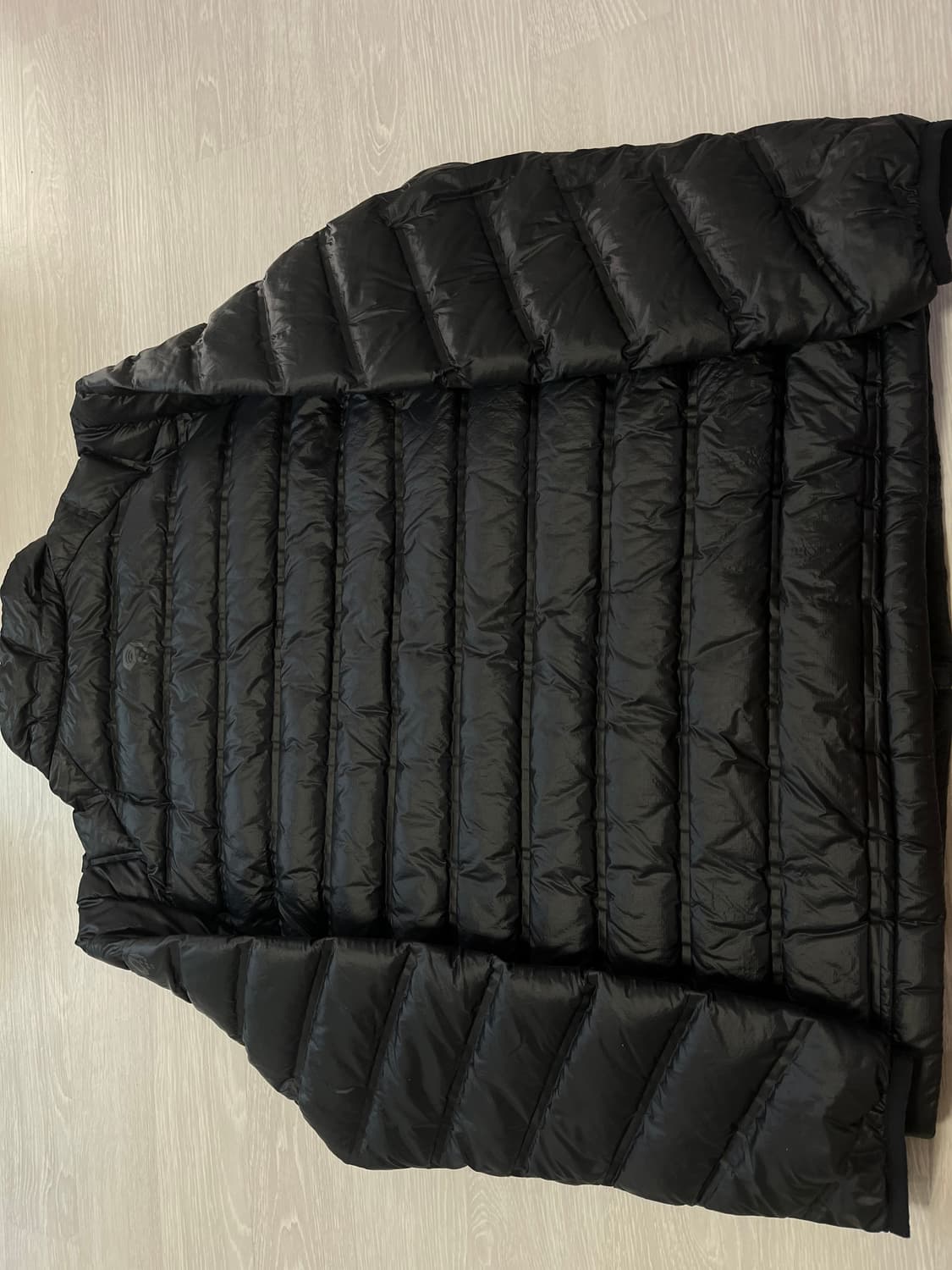 마운틴하드웨어 오리털 경량점퍼95 상품이미지6