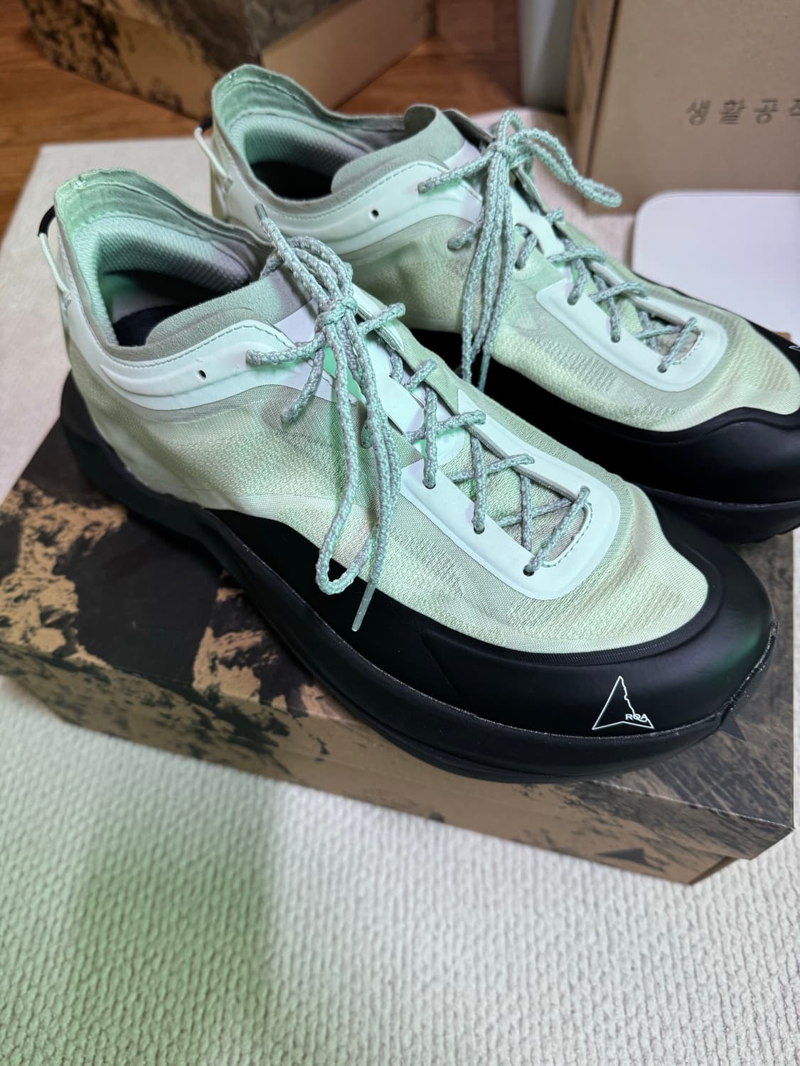 로아 셀라 프로스티드 민트 블랙 (풀박스) 상품이미지2