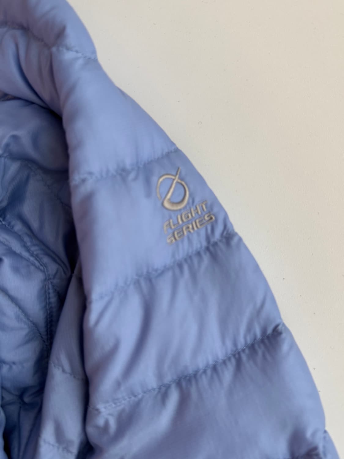 노스페이스 경량패딩 상품이미지5