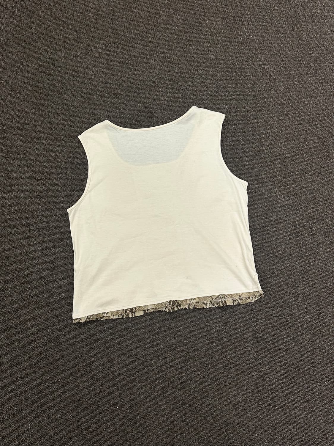 OS)Japanese vintage 여성 베이지 프릴 디테일 나시 상품이미지4