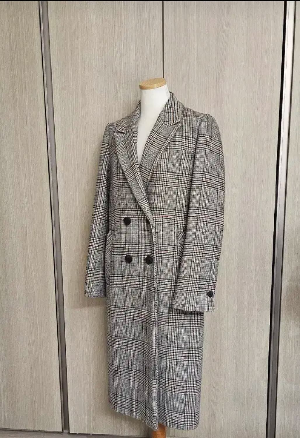 COS 감성 글렌체크 울혼방 롱코트 (로엠 메종드로엠)55~66 상품이미지4