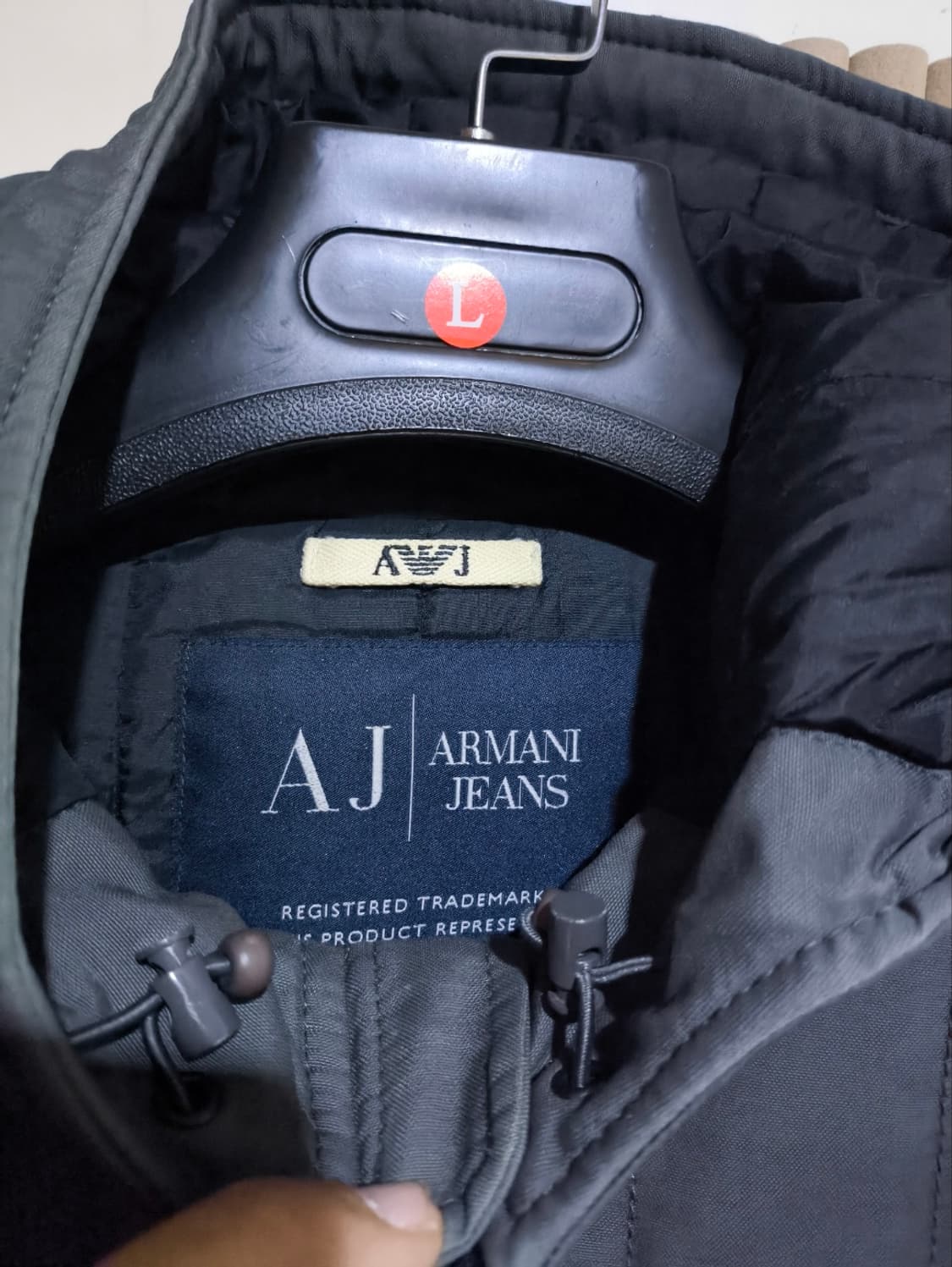 52사이즈 105 아르마니 진스 후드 경량패딩 상품이미지4