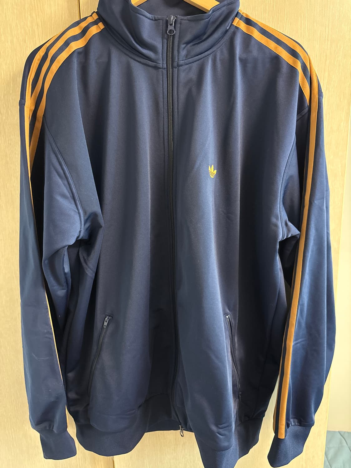 아디다스 트랙탑 상품이미지1