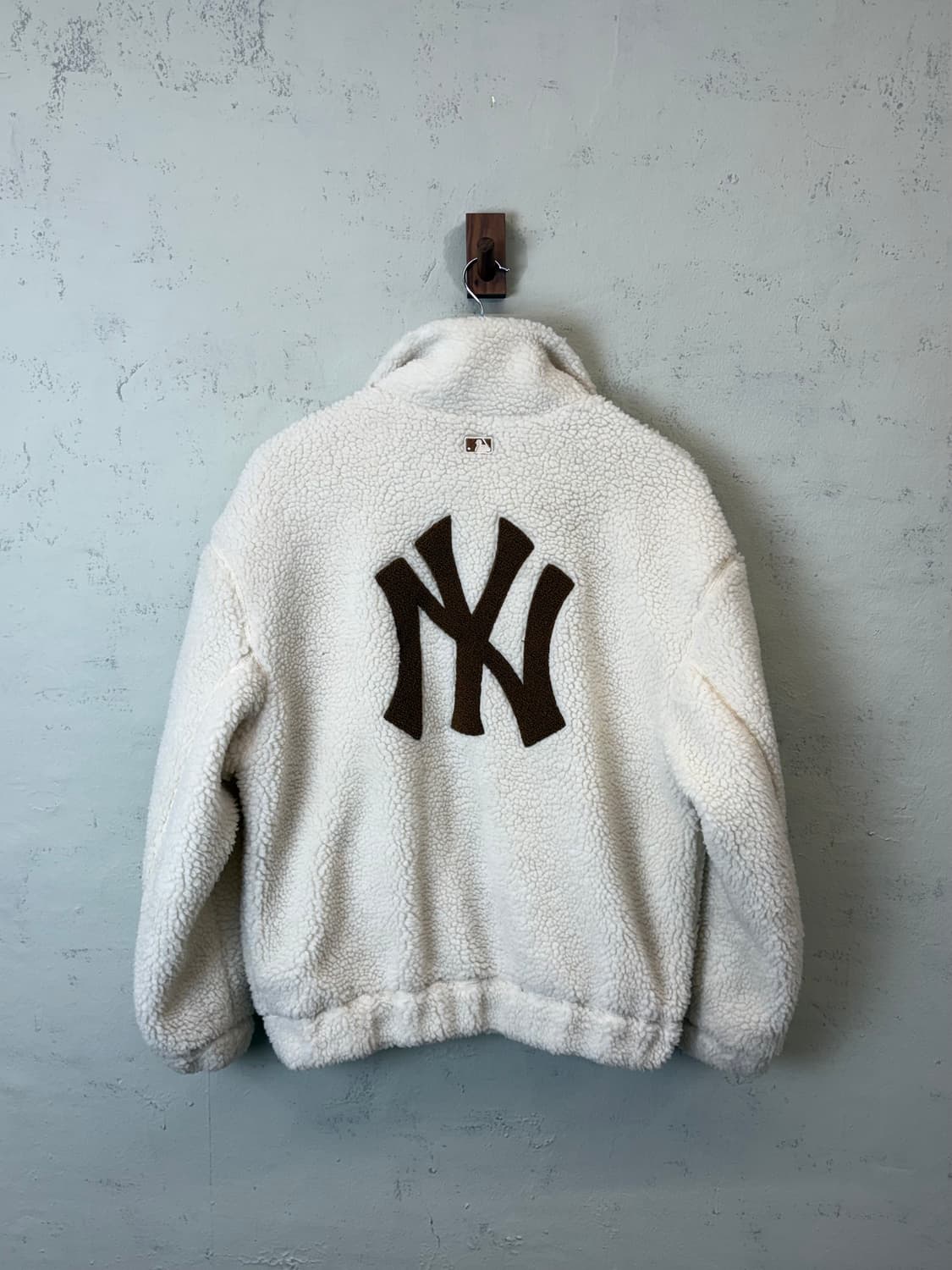 MLB 엠엘비 뉴욕양키즈 아이보리 쉐르파 자켓 상품이미지1