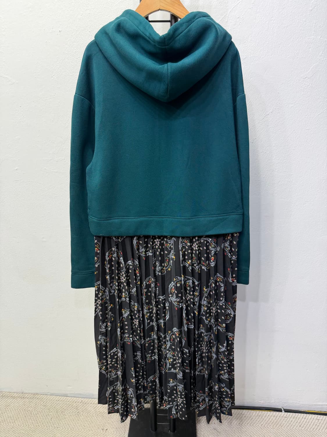 정품) 산드로 레이어드 플리츠 후드 원피스 38 상품이미지6