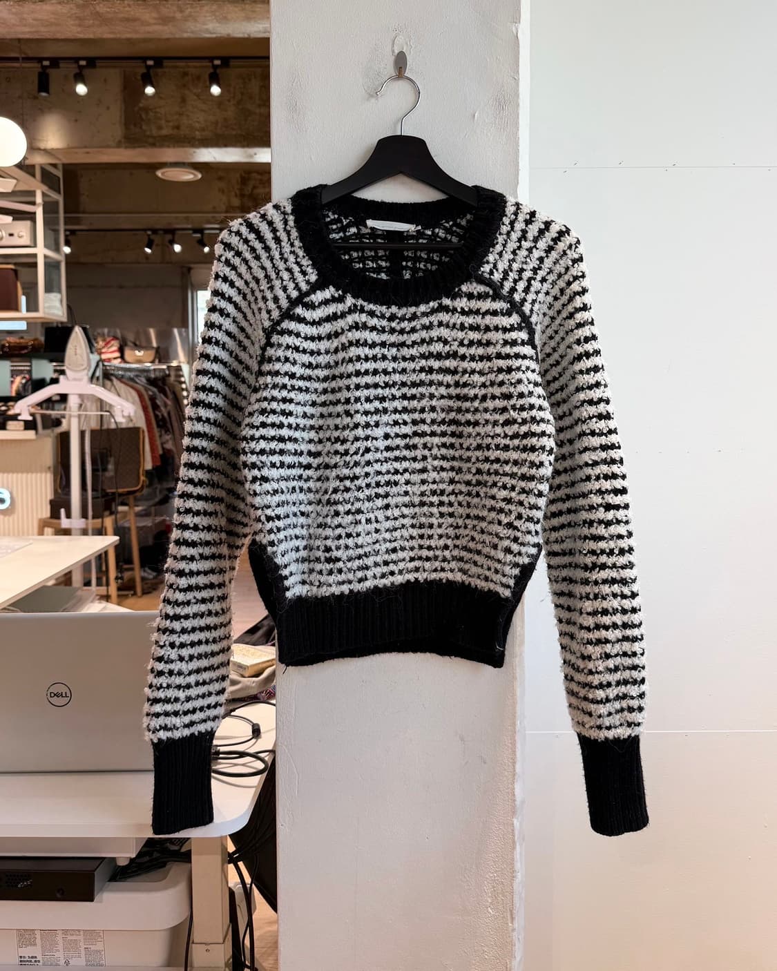 이자벨 마랑 블랙 스트라이프 알파카 니트  상품이미지2