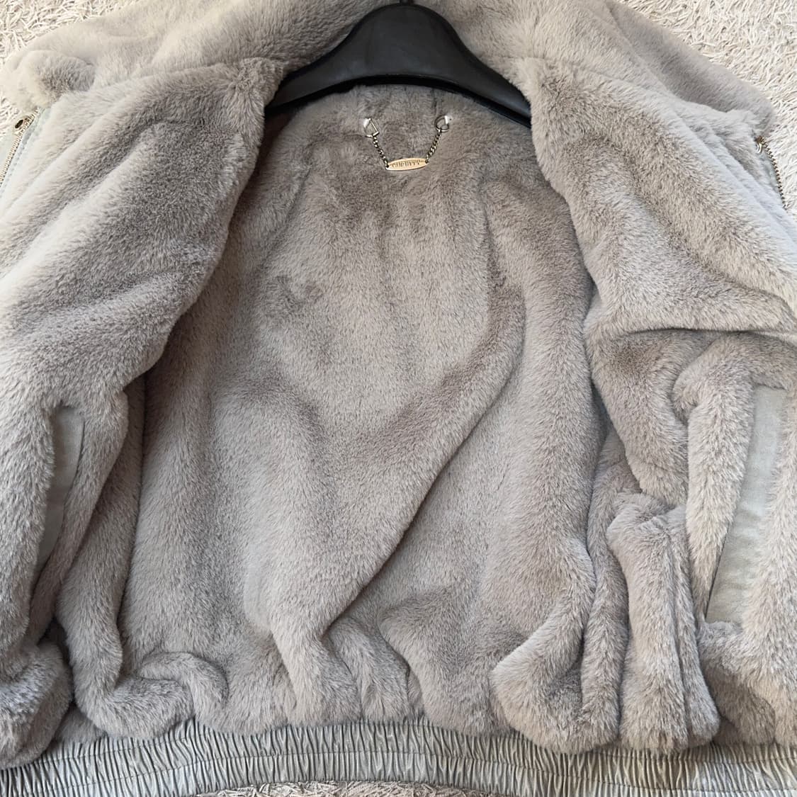 블핑지수/홍영기 착용)큐리티 리버시블 가죽퍼자켓 그레이 상품이미지5