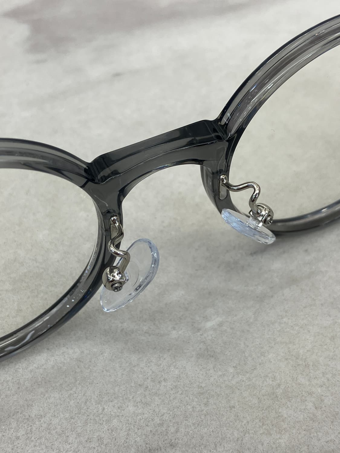B61 HL 유광 그레이 라운드 뿔테 안경7671 상품이미지4