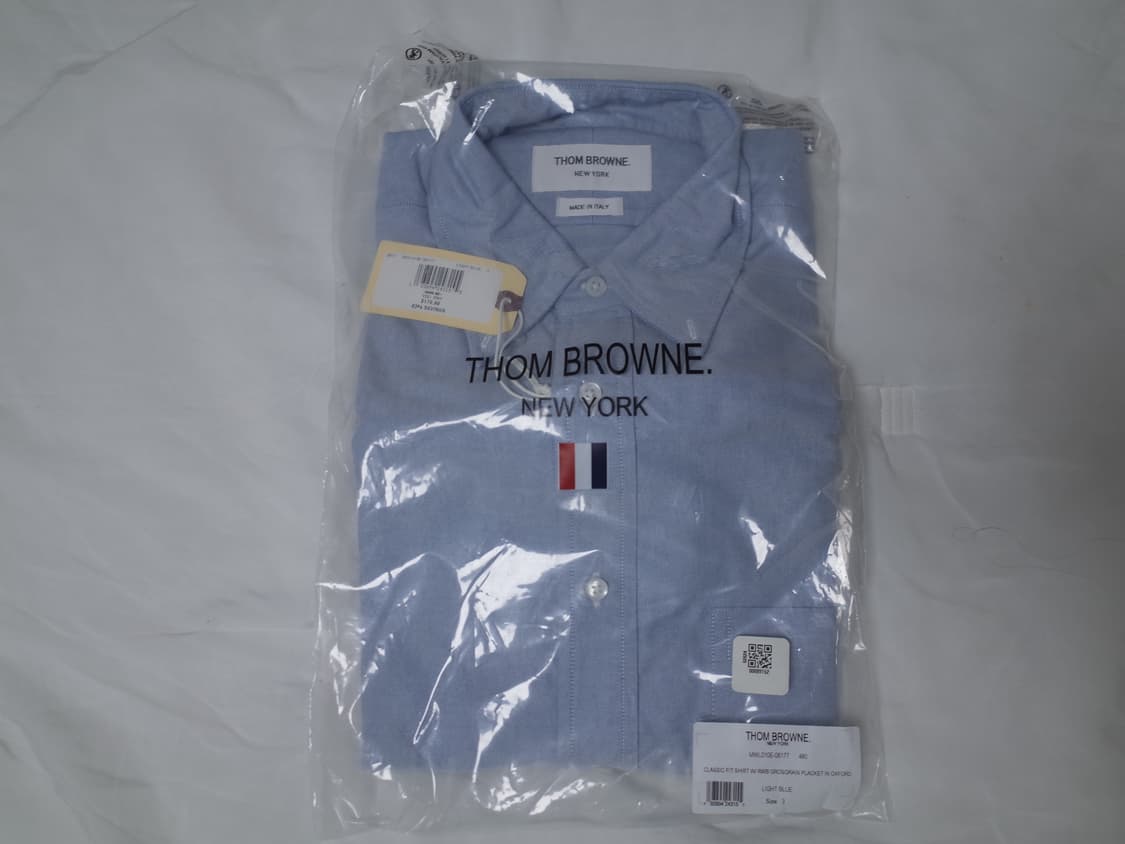 [3 (L)] 톰브라운 클래식 핏 옥스포드 셔츠 라이트 블루 상품이미지2