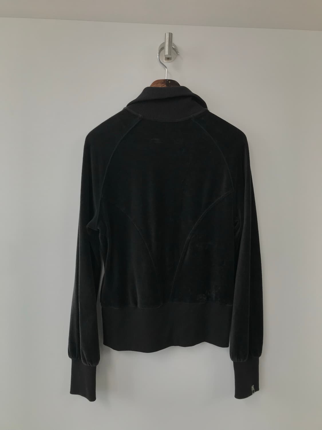 아디다스 리스펙트미 벨벳 벨루어 트랙탑 져지 상품이미지3