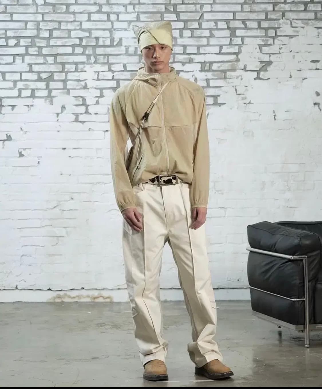 [280] 닥터마틴 아이샴 헤어리 브라운 뮬 상품이미지2