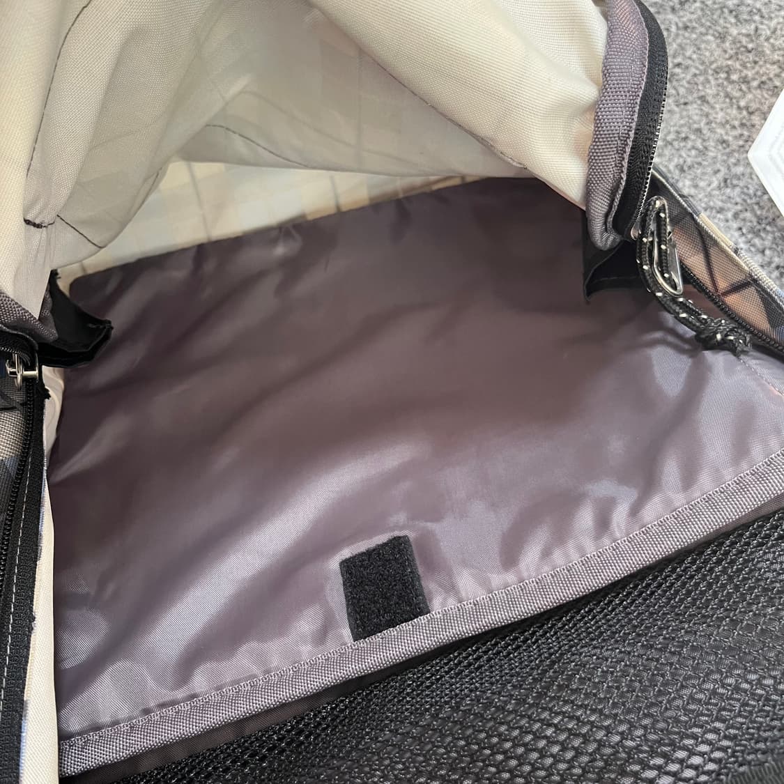 이스트백 체크 백팩 가방 상품이미지4