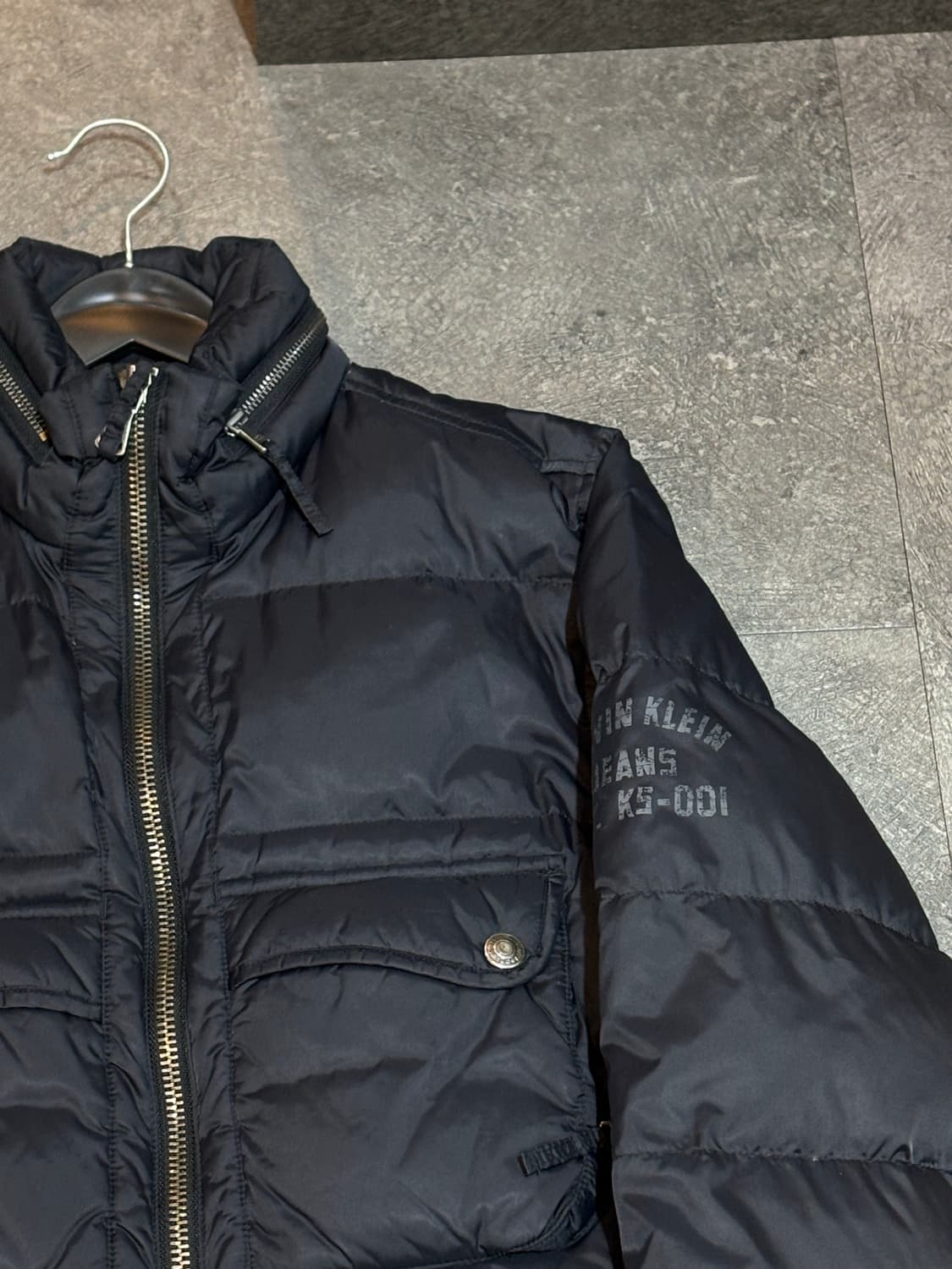 CK 캘빈클라인 오리털패딩 M사이즈 상품이미지4