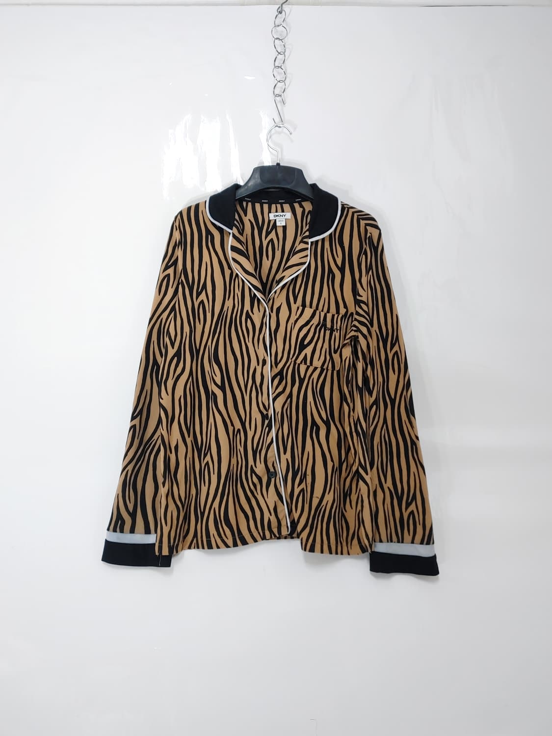 DKNY 디케이엔와이 여성 지브라무늬 파자마룩 홈웨어상의 상품이미지1