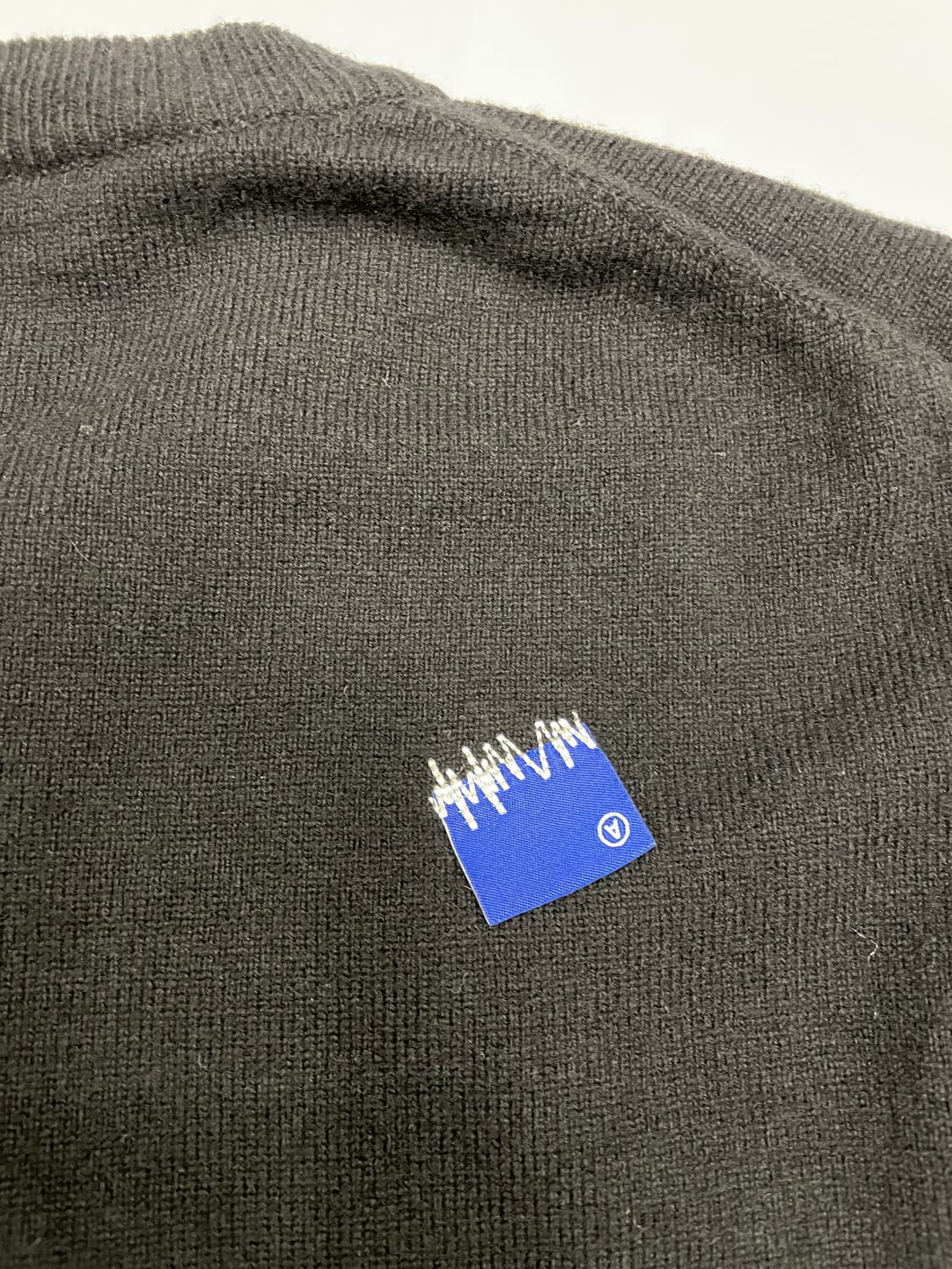 아더에러 가디건 시그니피컨트 블랙 상품이미지7