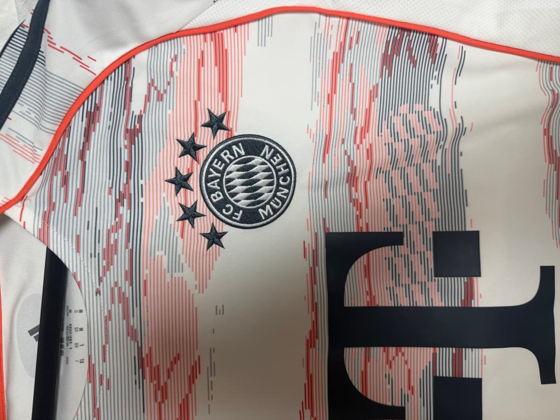 아디다스 바이에른 민휀 유니폼 24-25 풀마킹 상품이미지4