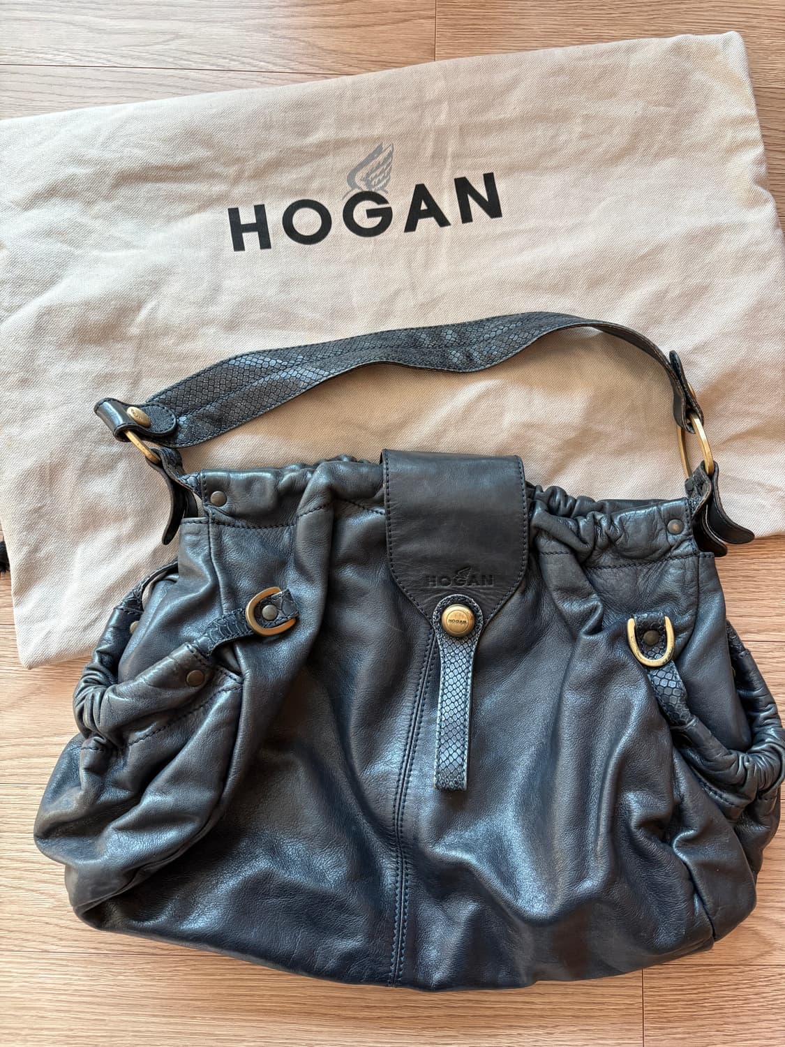 호간 (Hogan) 레더 숄더 호보백 상품이미지1