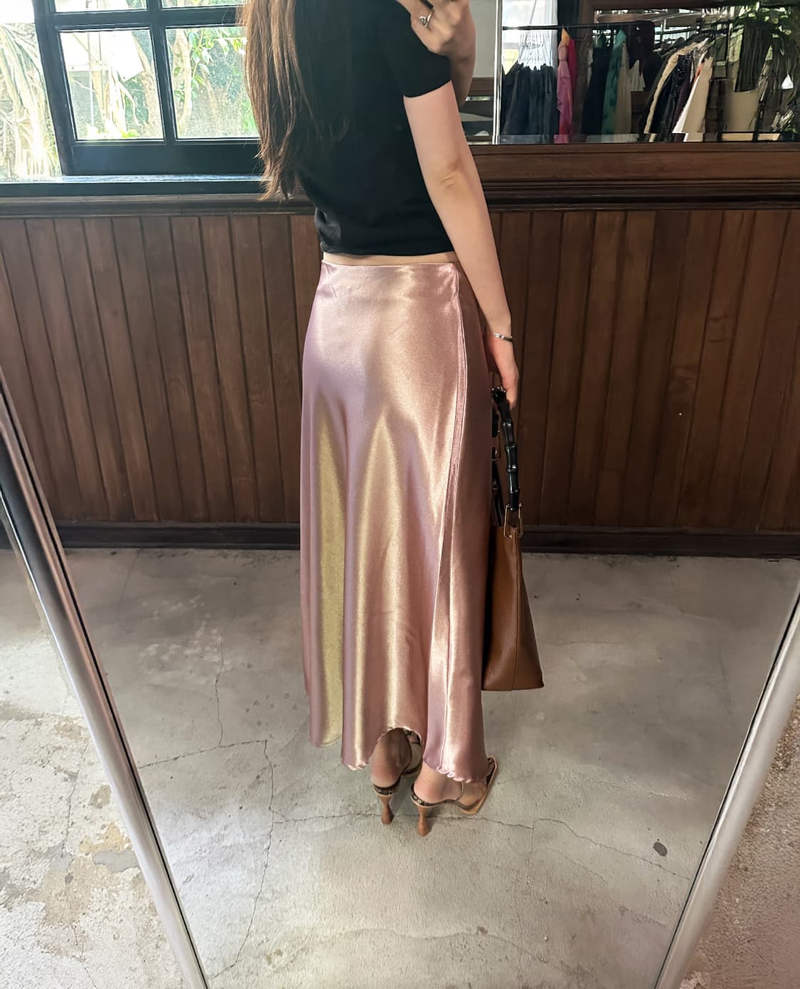 pink satin skirt 상품이미지4