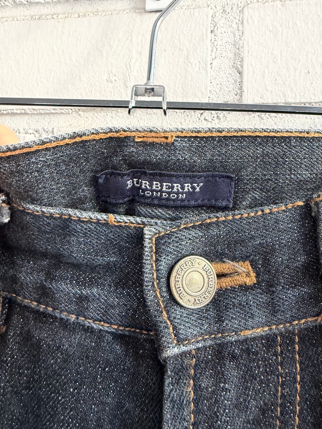 버버리 런던 데님 팬츠 상품이미지5