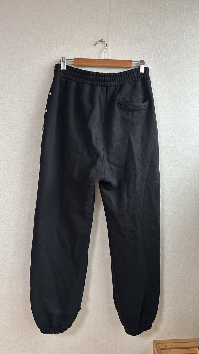 Stud Jogger Pants 상품이미지3
