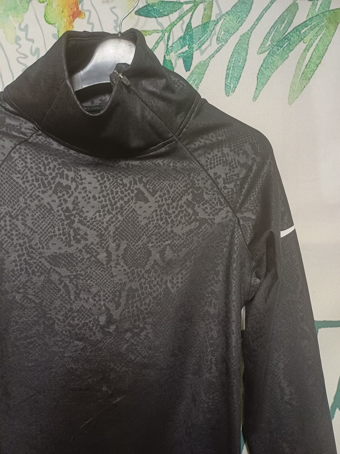 90)여/나이키 블랙 스네이크 패턴 기능성 긴팔 티셔츠 상품이미지2