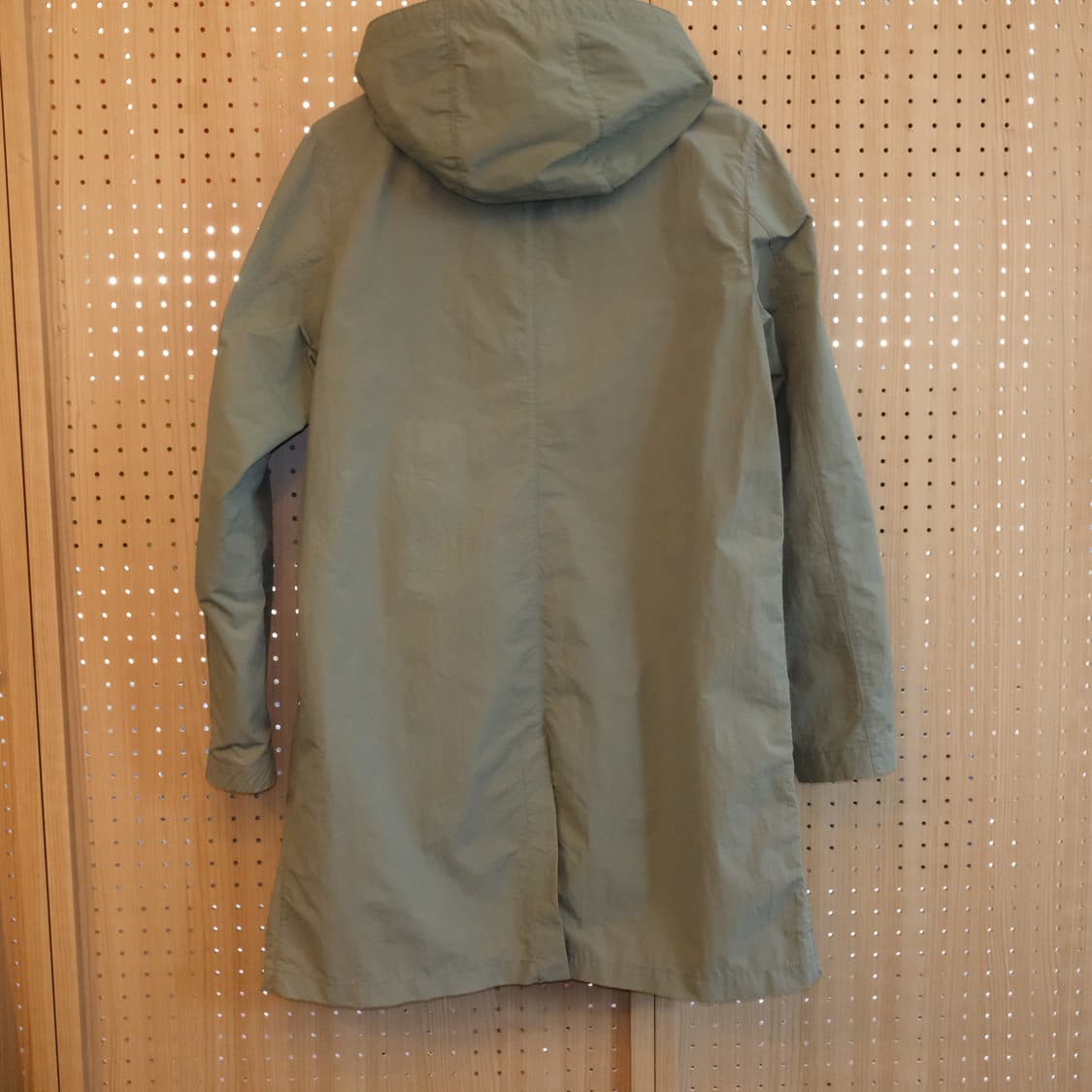 노스페이스 바람막이 카키 상품이미지2