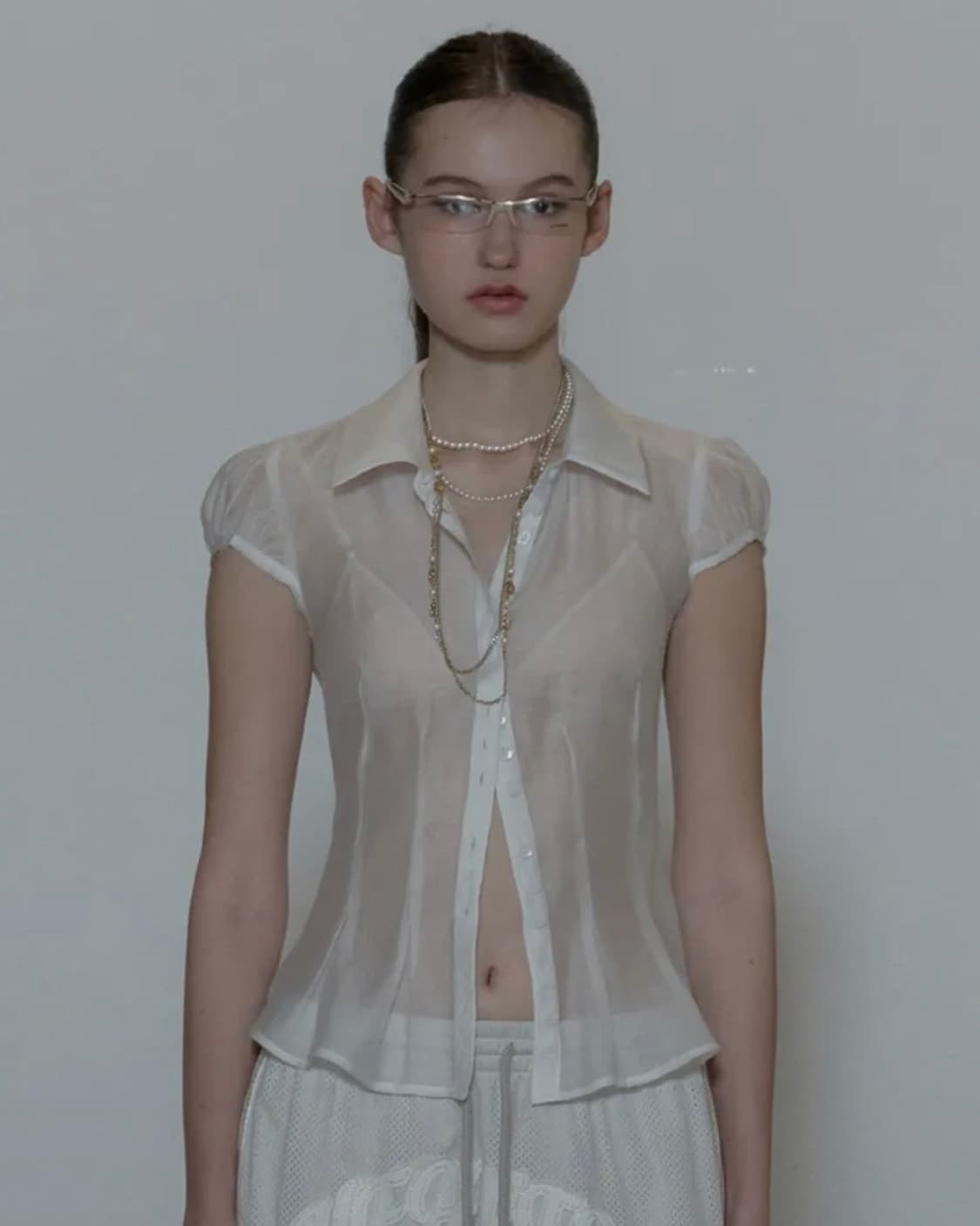 스컬프터 반팔 블라우스 (Sheer Pleated Hem Blouse) 상품이미지1