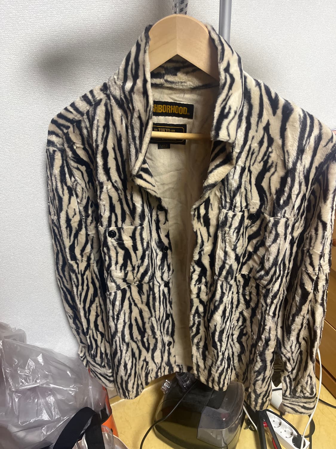 네이버후드 셔츠 상품이미지1