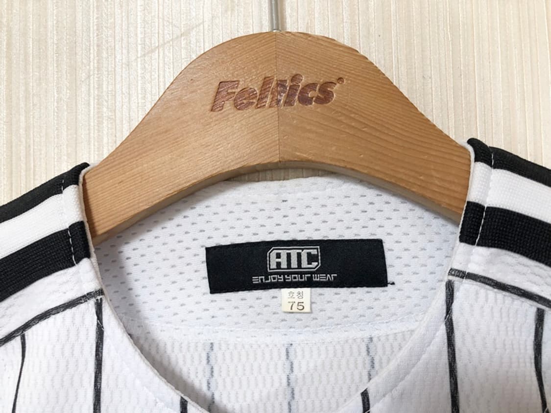 KBO ATC LG트윈스 홈유니폼/캡틴져지 75 #35 이진영(싸인) 상품이미지4