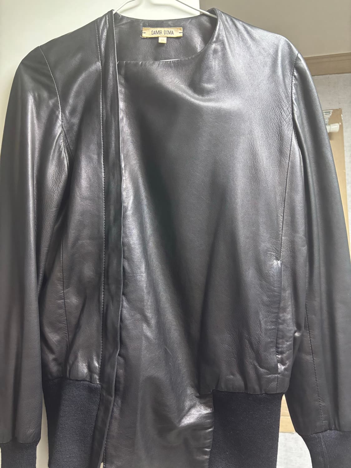 다미르도마 드레이핑 램스킨 레더 자켓 상품이미지4