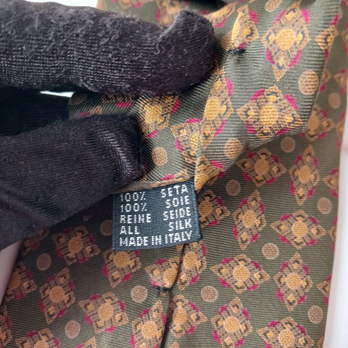 디올 실크 카키브라운 패턴 넥타이 9.5cm A+등급 A19331
 상품이미지10