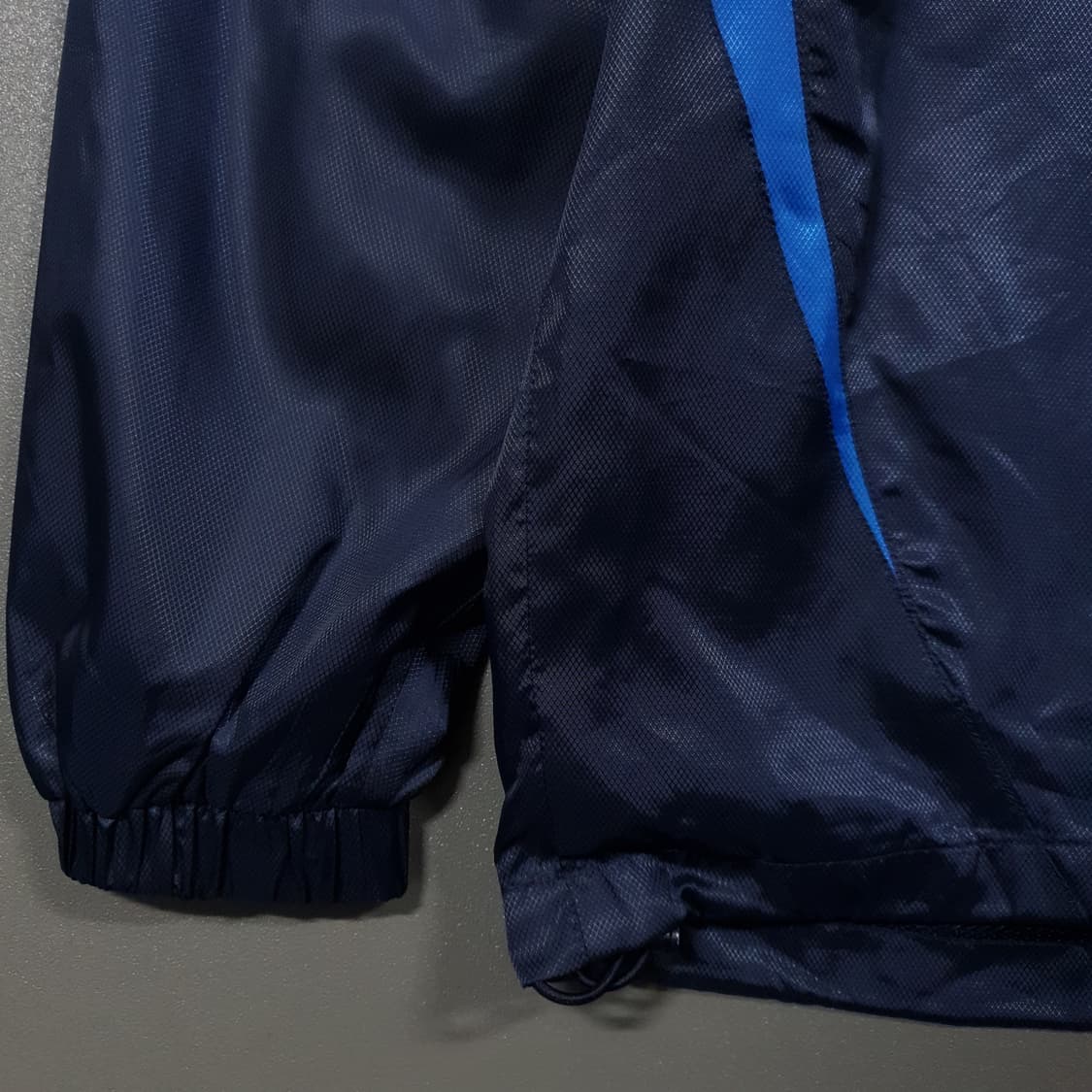 110 (2XL) 엄브로 잉글랜드 올드스쿨 우븐 웜업 바람막이 축구 상품이미지5