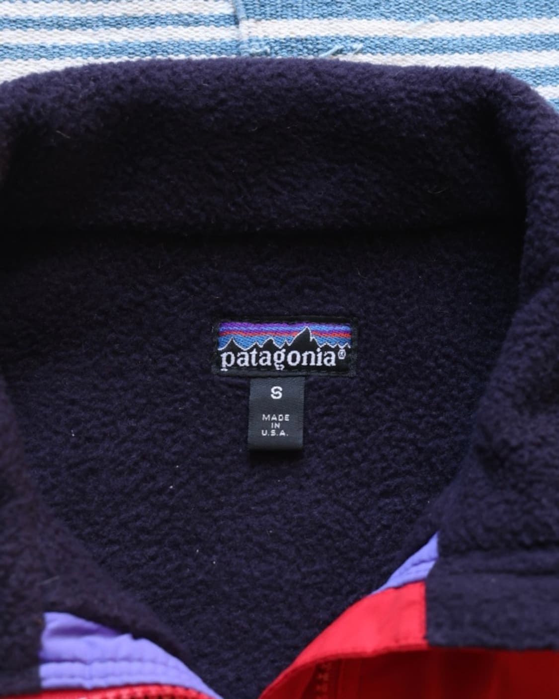 파타고니아 90s 쉘드 신칠라 베스트 레드S 상품이미지2