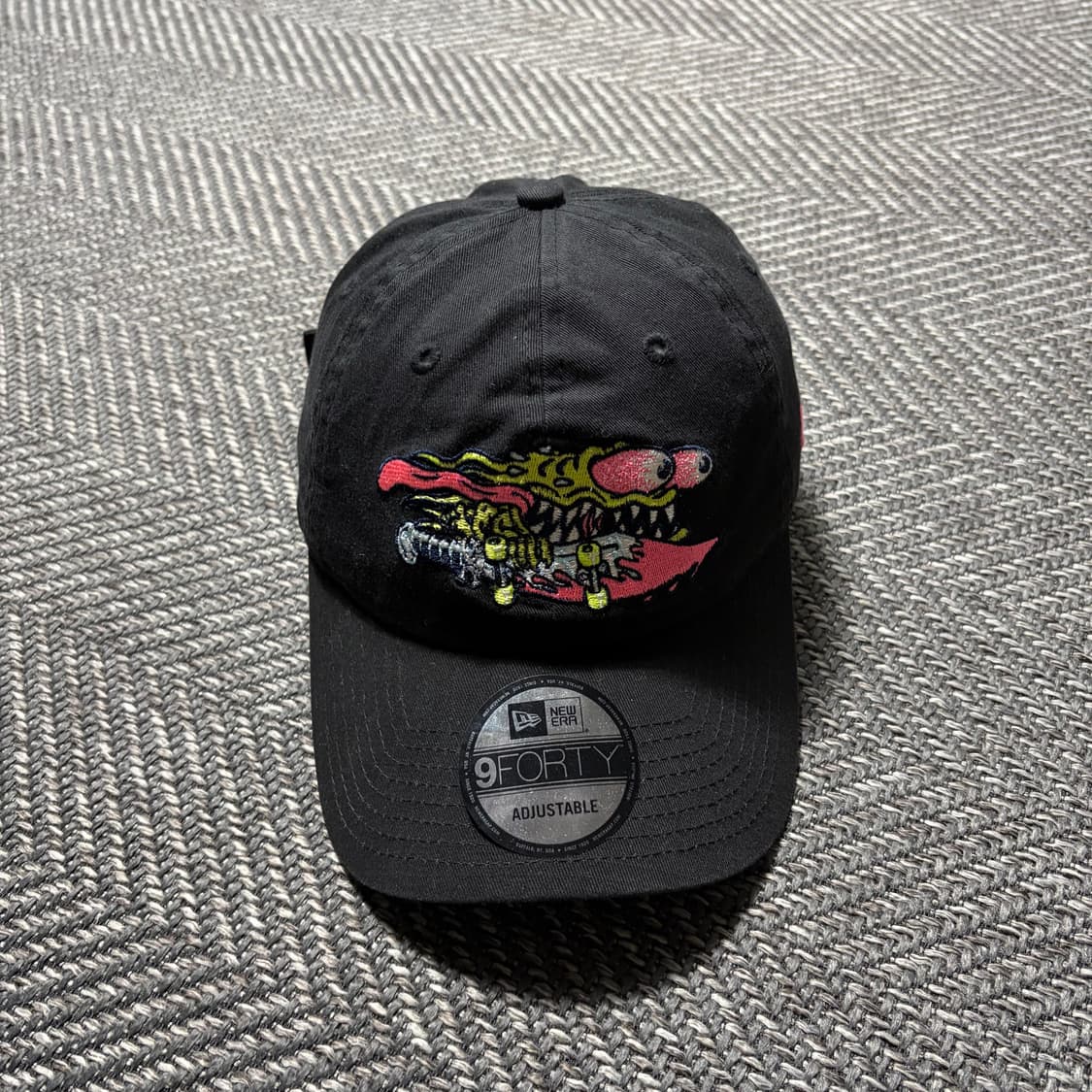 뉴에라 9FORTY 블랙 볼캡 드래곤 자수(OS) 상품이미지1