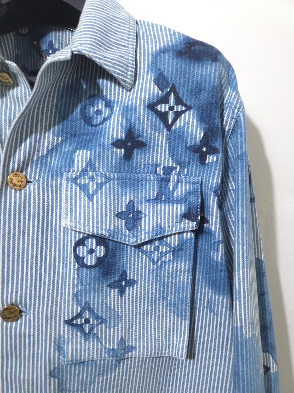 [새상품급] 루이비통 워터컬러 셔츠 자켓 XL Size 상품이미지4