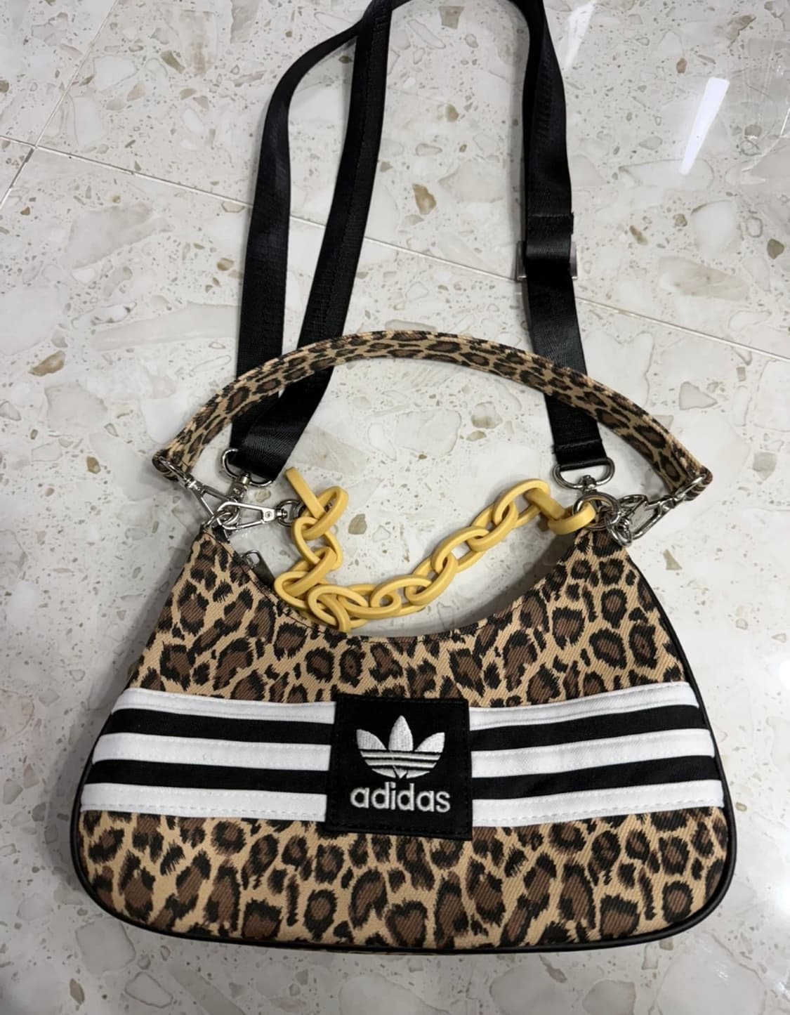 아디다스 레오파드 호보백 업사이클링 상품이미지5
