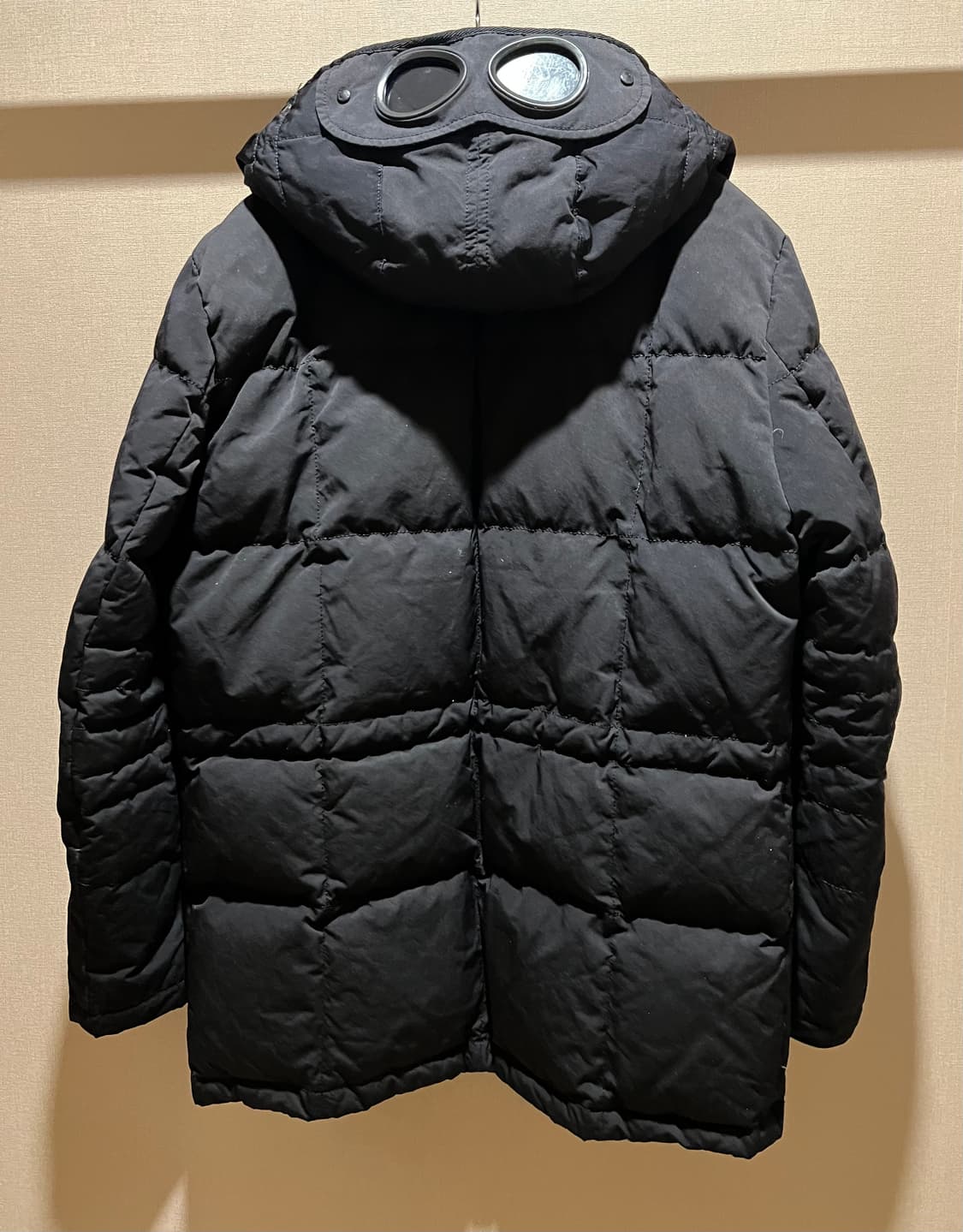 CP컴퍼니 고글 패딩 상품이미지2