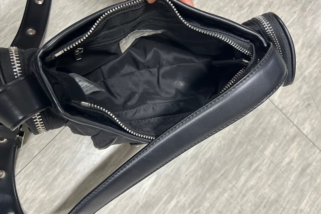 마뗑킴 마들렌 라운드백 블랙 상품이미지6