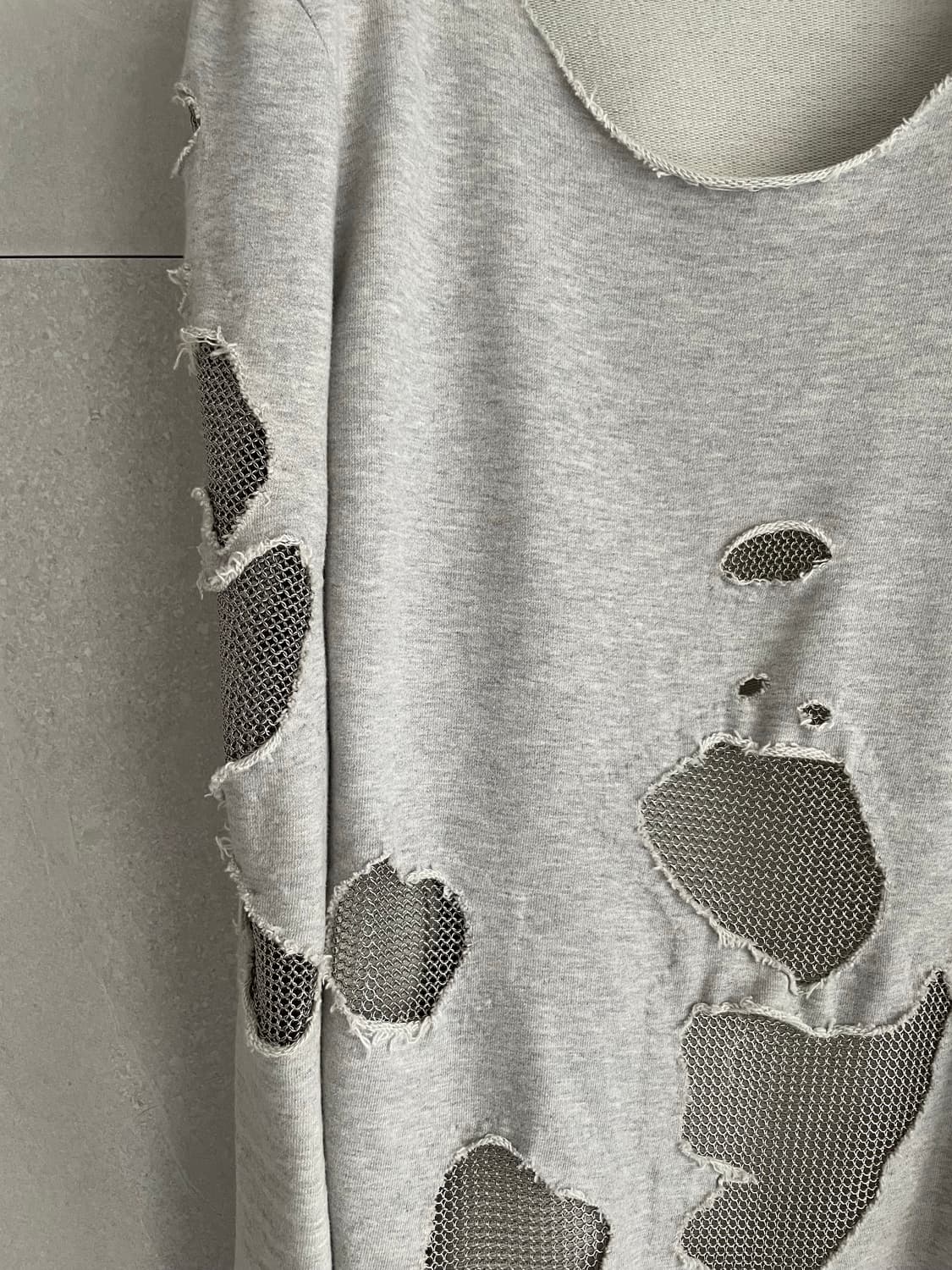 발망 10ss 체인 탑 롱슬리브 상품이미지2