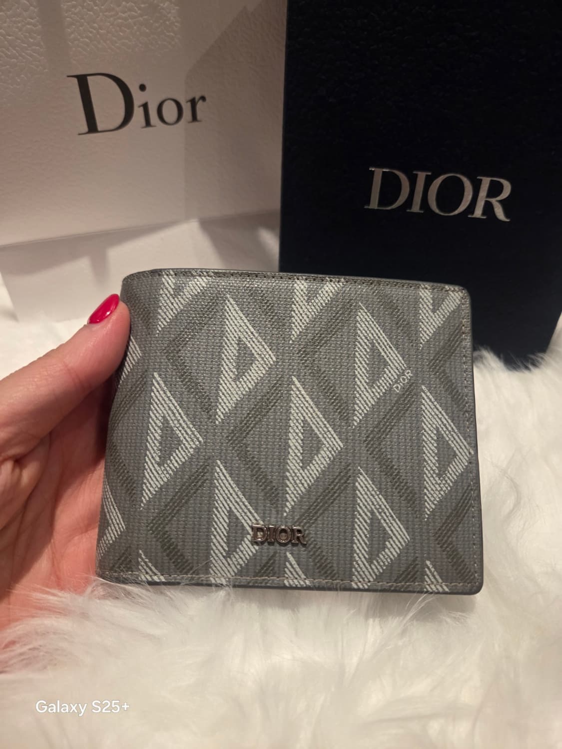 디올 CD 다이아몬드 캔버스 지갑 그레이 상품이미지1