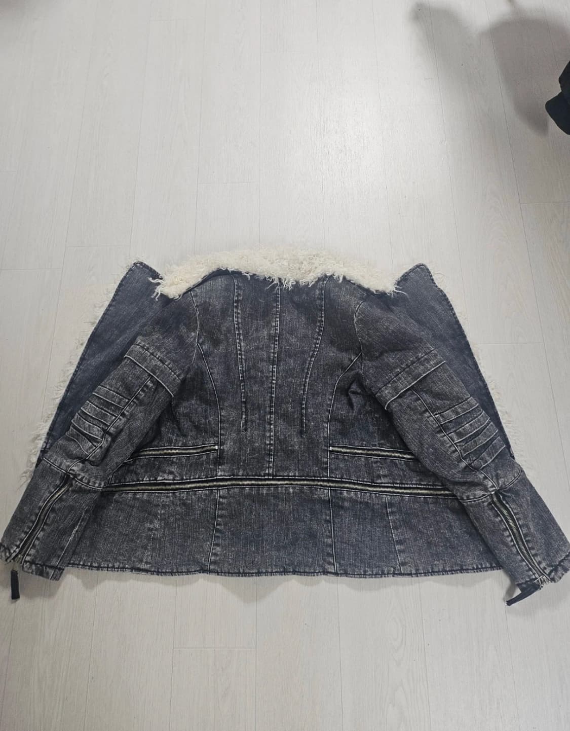 LeShop Jeans 데님 뽀글이 무스탕 S 상품이미지3