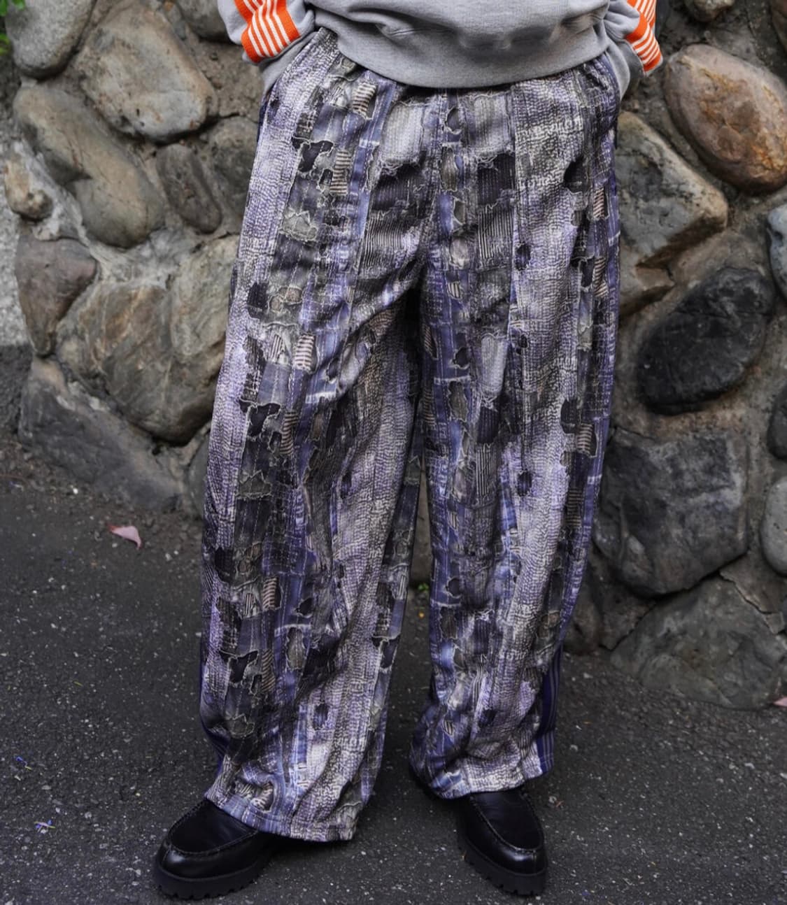 니들스 HD트랙 팬츠 프린트 상품이미지2