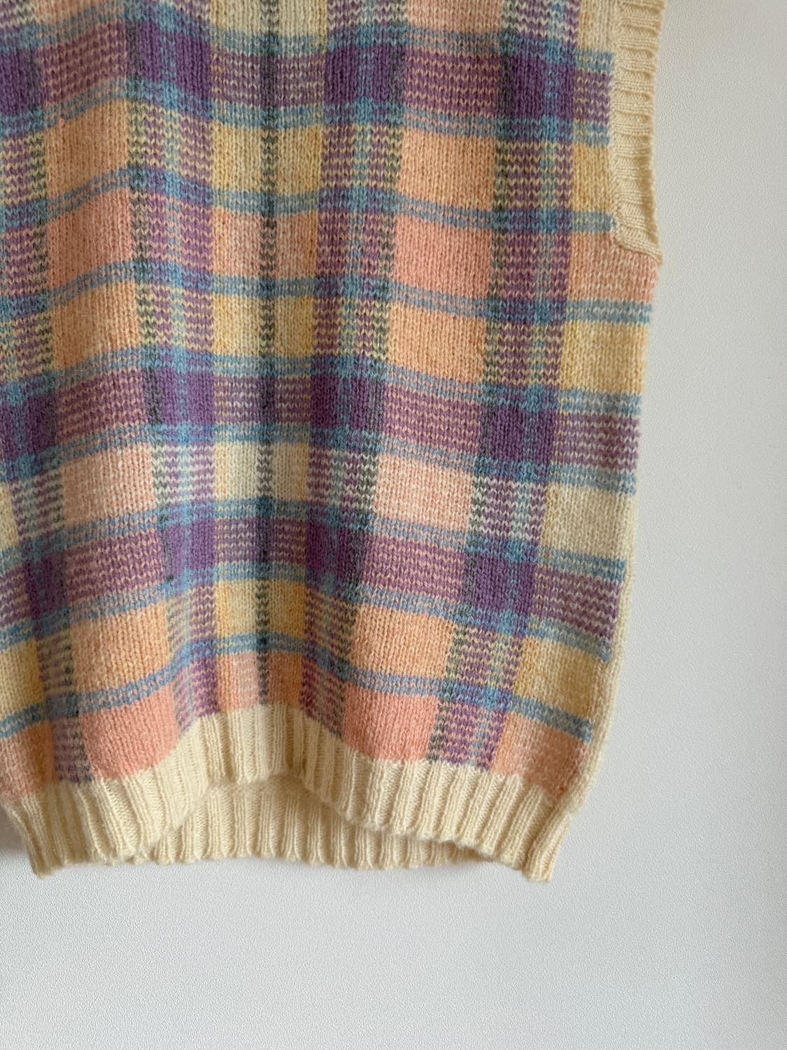 ASTON 스코틀랜드 울 니트 베스트 상품이미지3