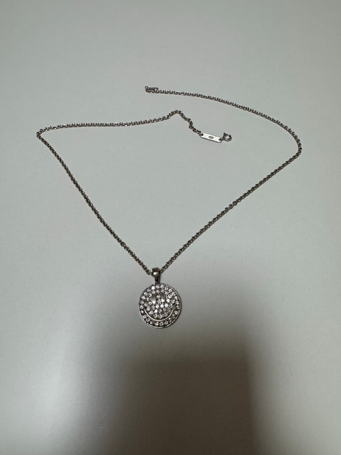 투델로 스마일 화이트 목걸이 미친 가격에 판매합니다! 상품이미지8