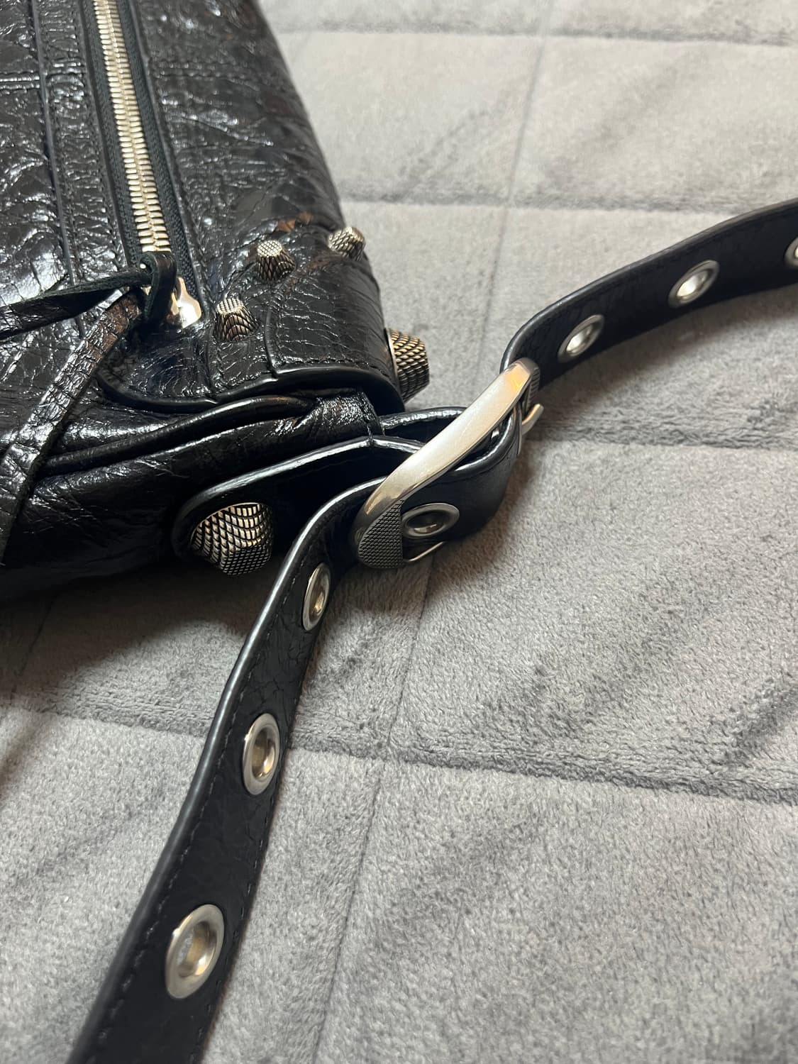 발렌시아가 르카골 플랩백 xs 상품이미지7