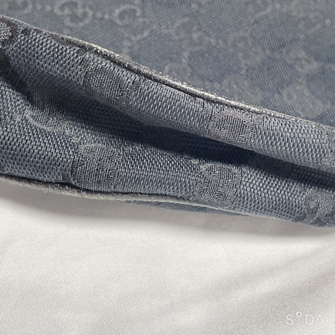 구찌 GG로고 크로스백 상품이미지5