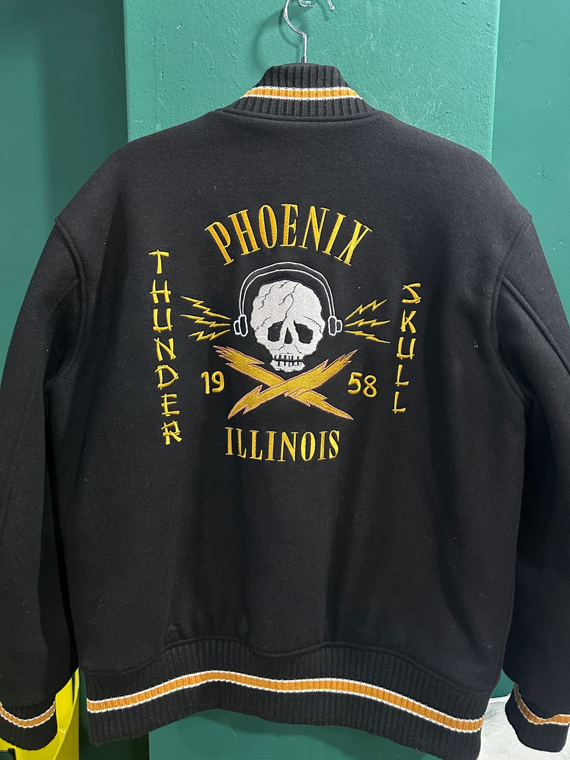 아웃스탠딩 울 스컬바시티자켓 L 상품이미지1