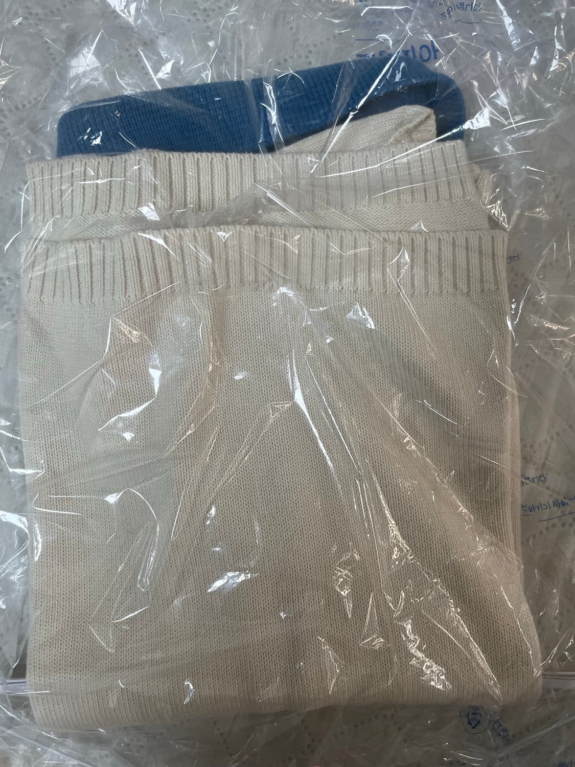 세터 니트 l사이즈 판매합니다 상품이미지6