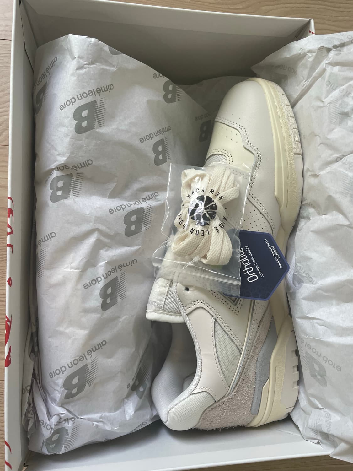 뉴발란스 x 에메 레온 도르 550 화이트 레더 상품이미지2